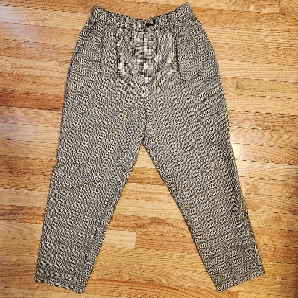 Vintage high-waisted trouser